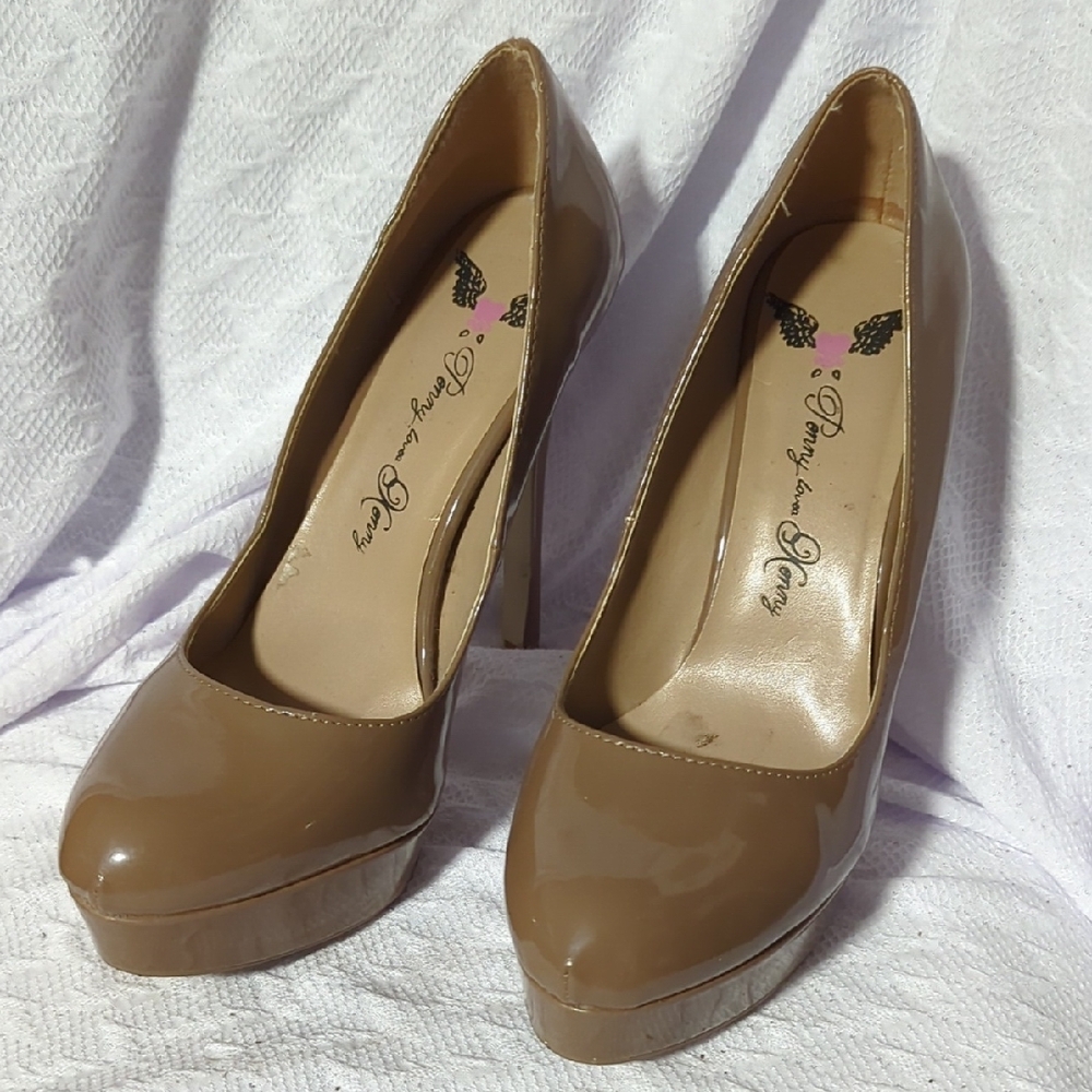 Classic Brown High Heeled Pumps